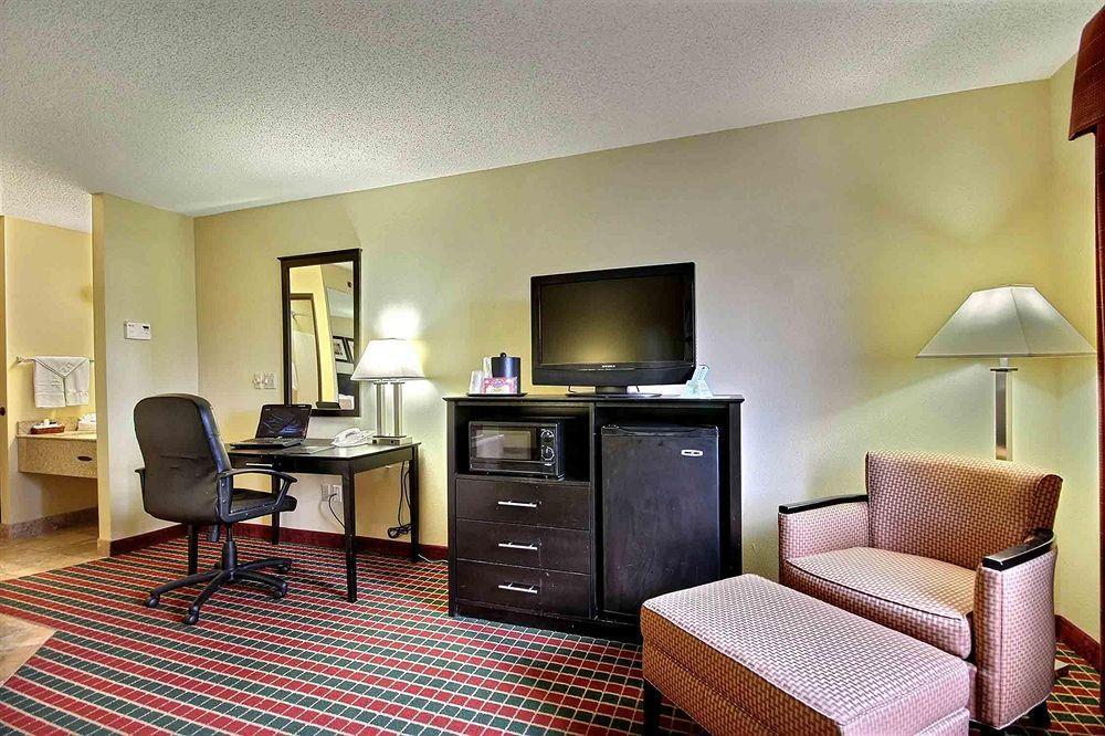 Hotel Western Inn-columbus South East 3*