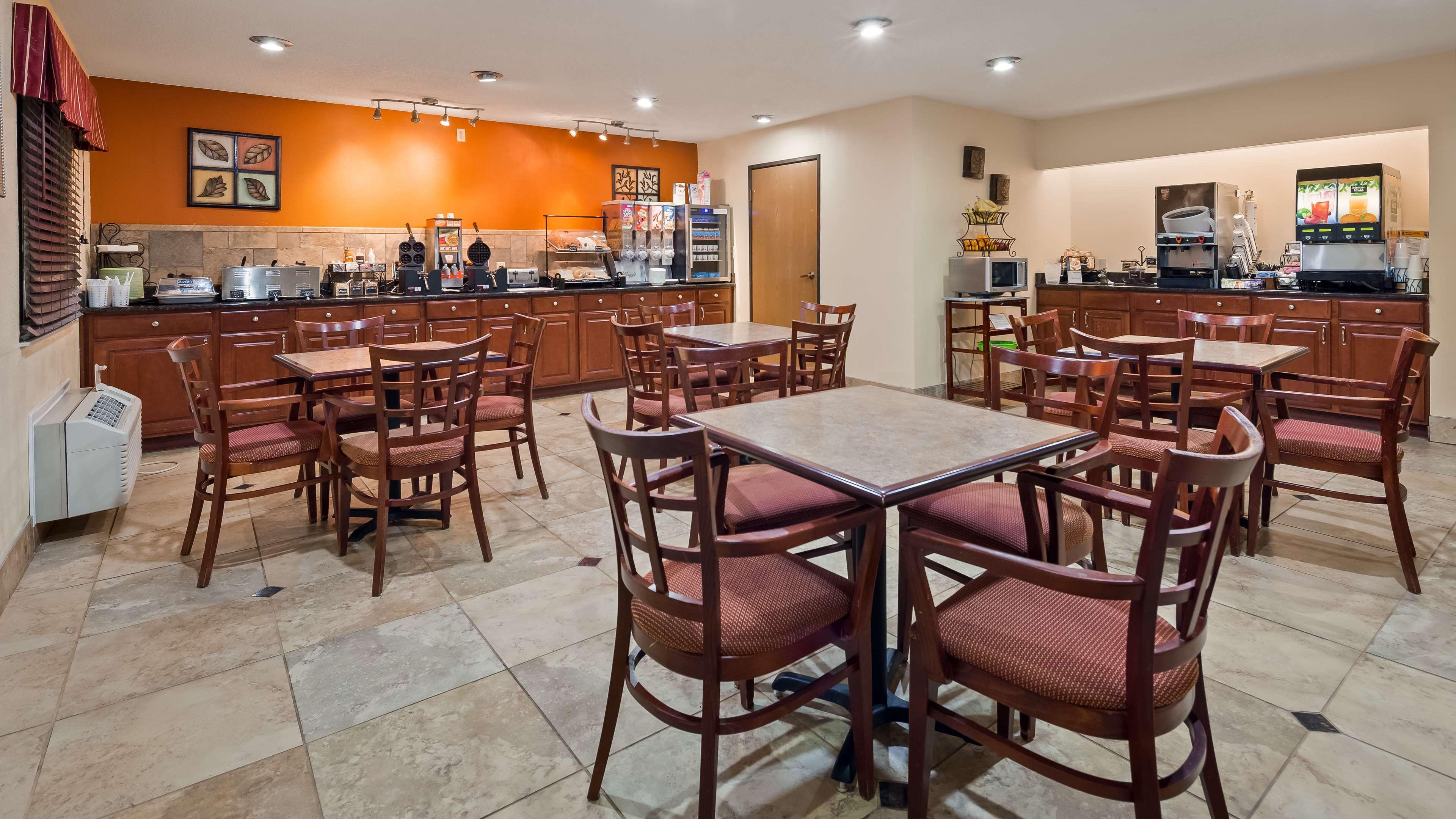 Western Inn-columbus South East Hotel 3*